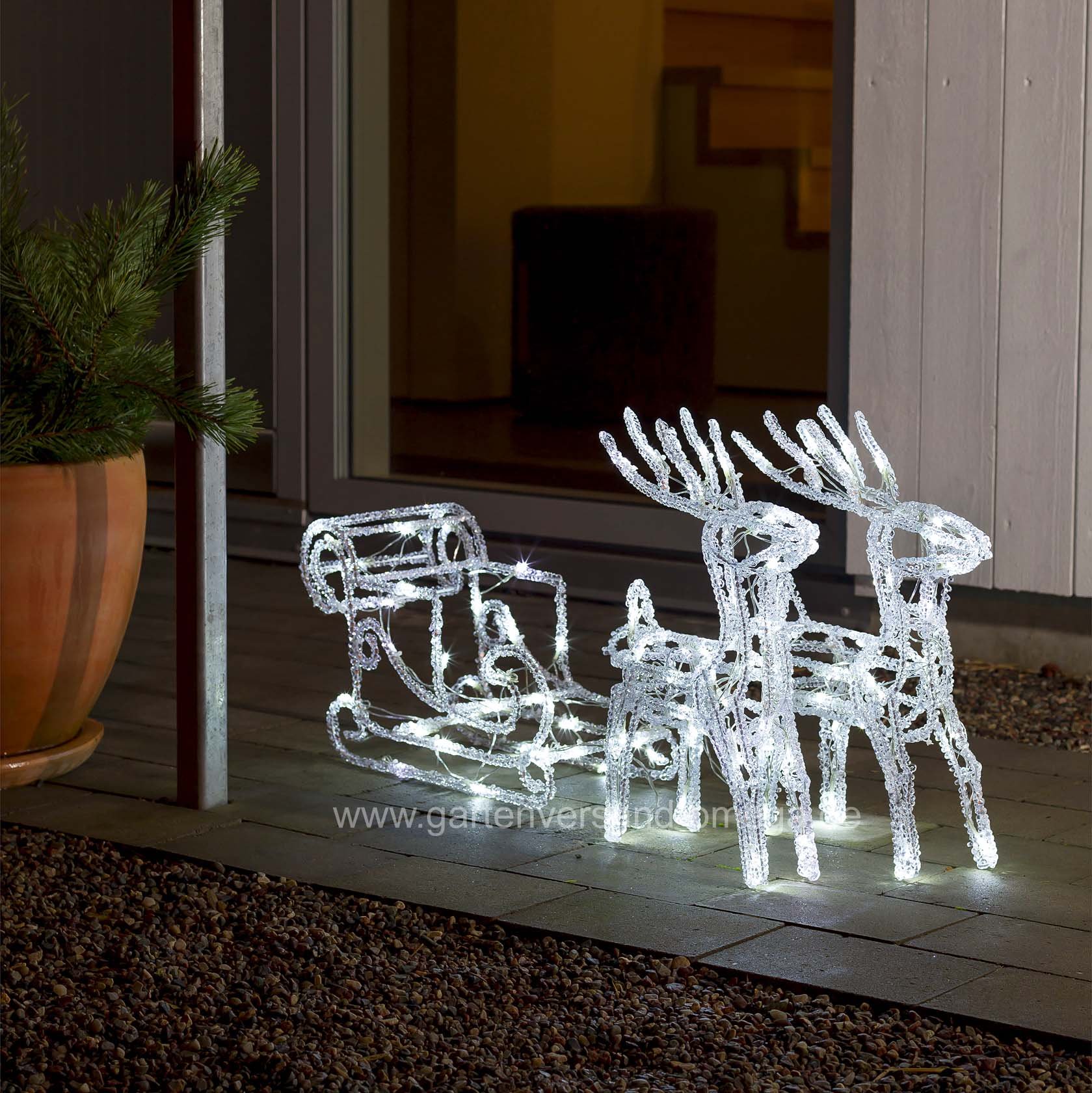 LED Weihnachtsbeleuchtung Rentiere mit Schlitten